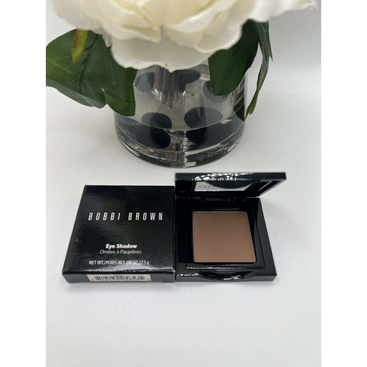 Bobbi Brown Eye Shadow - TAUPE 4 - Full Size