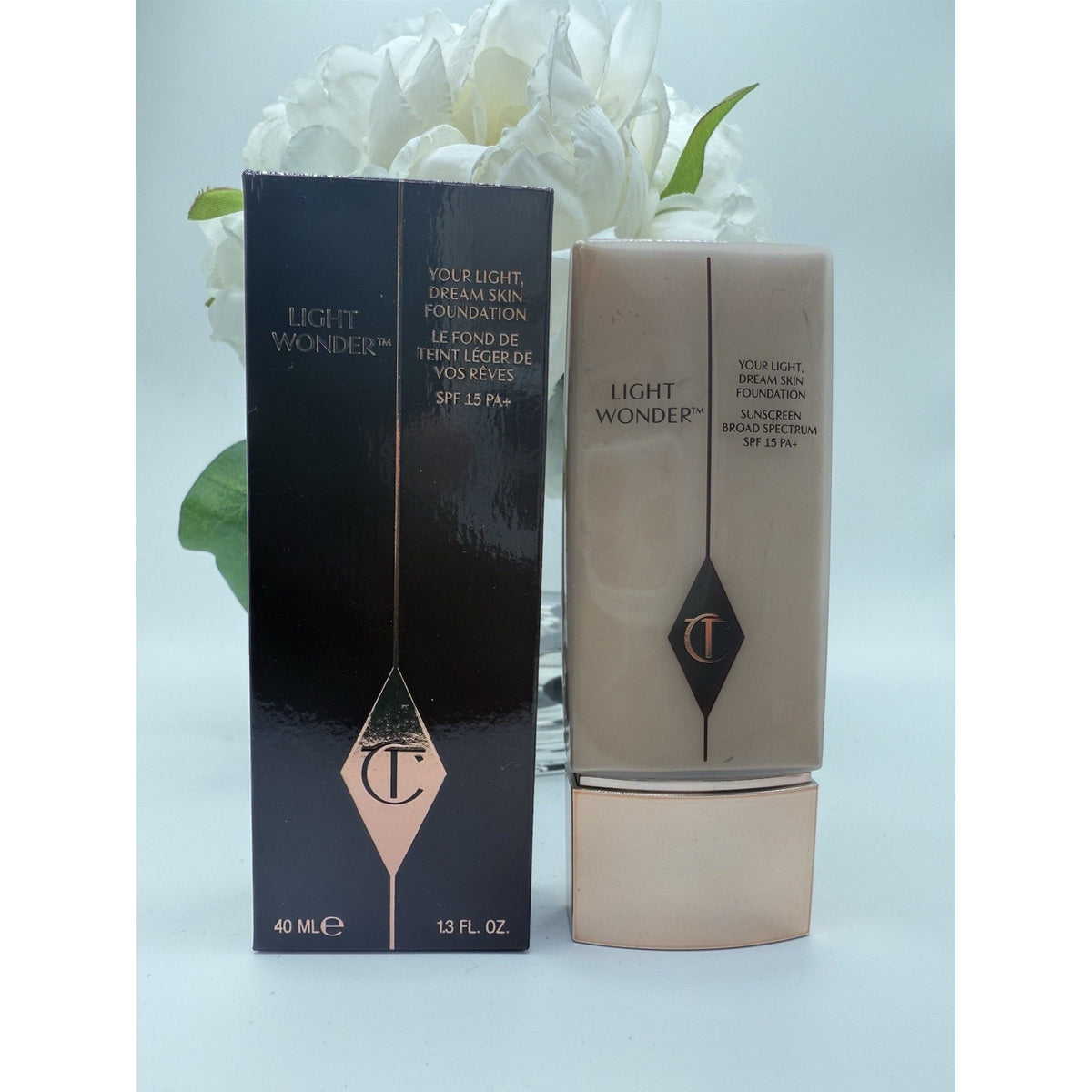 Charlotte Tilbury Light Wonder Foundation 4.5 Fair / Pale 40ml / 1.3fl.oz