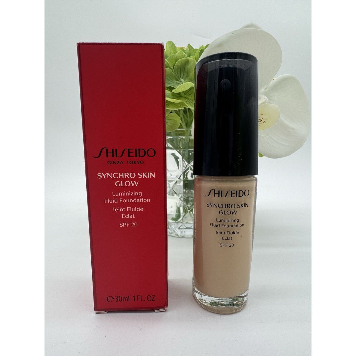 Shiseido Synchro Skin Glow Luminizing Fluid Foundation SPF 20 (Golden 2) 30mL