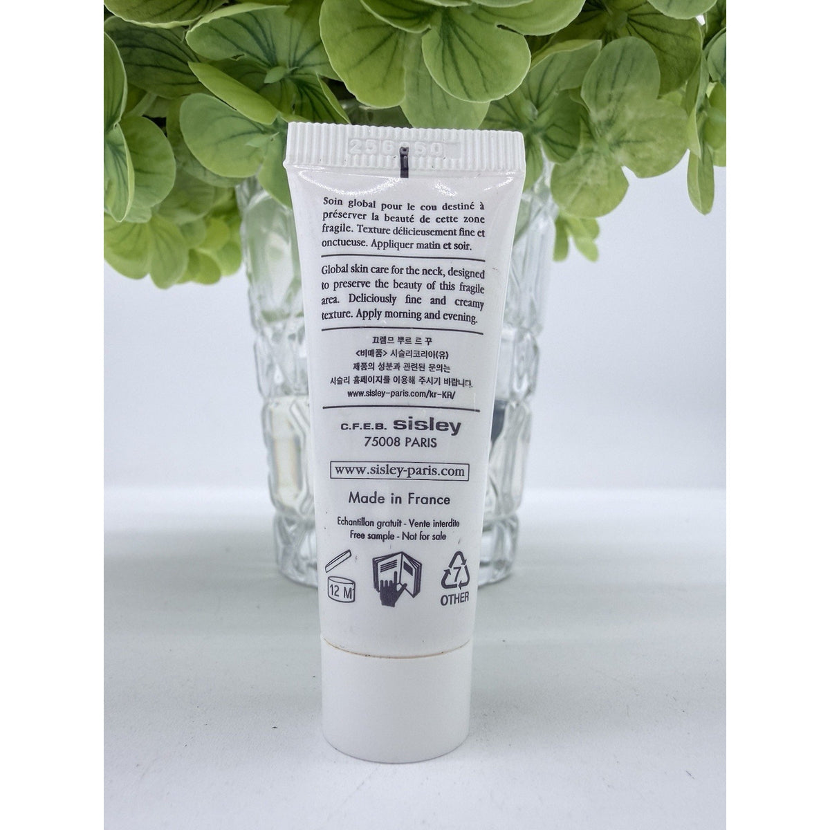 Sisley Neck Cream The Enriched Formula 10 ml / 0.33 fl oz
