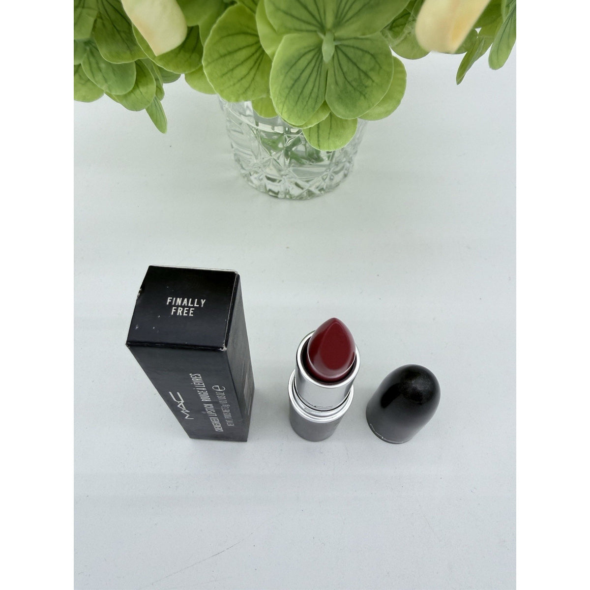 MAC Cosmetics Cremesheen Lipstick Finally Free 3g / 1oz