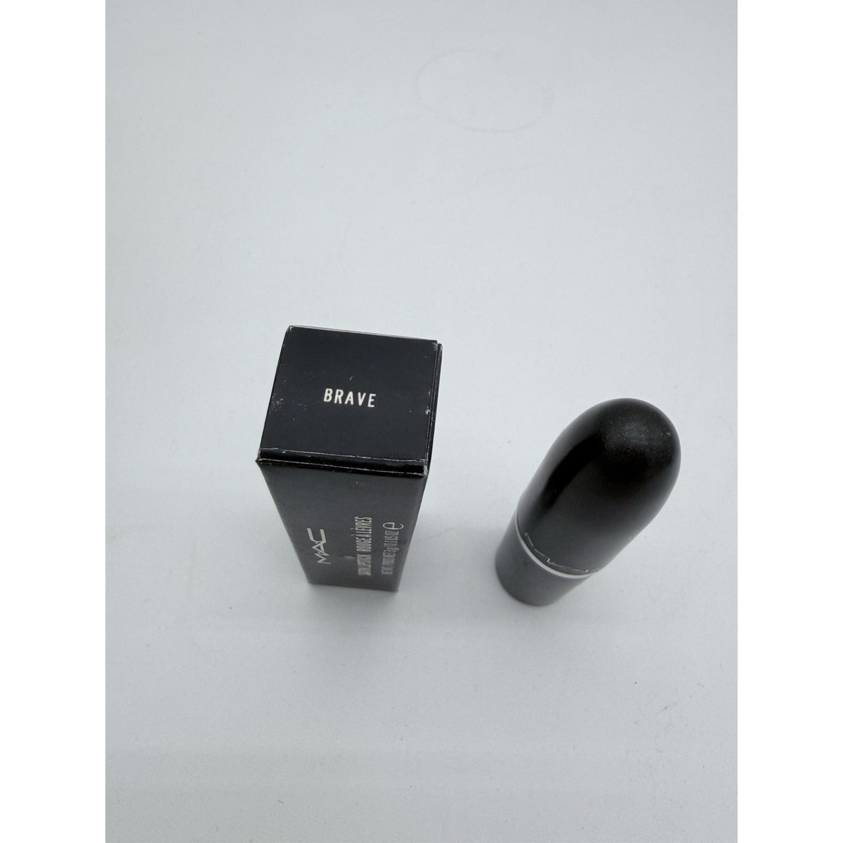 Mac Satin Lipstick Brave NIB 3g 0.1oz Brand New in Box