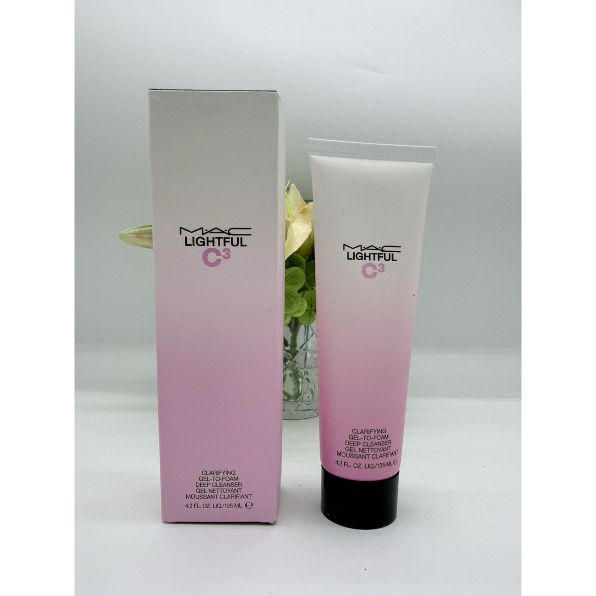 MAC Lightful C3 Clarifying Gel-To-Foam Deep Cleanser 125ml/4.2oz