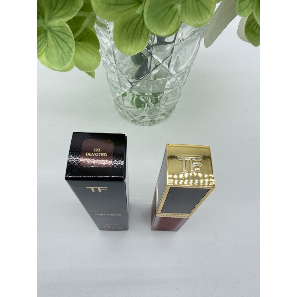 Tom Ford Liquid Lip Luxe Matte 123 Devoted 2oz / 6ml