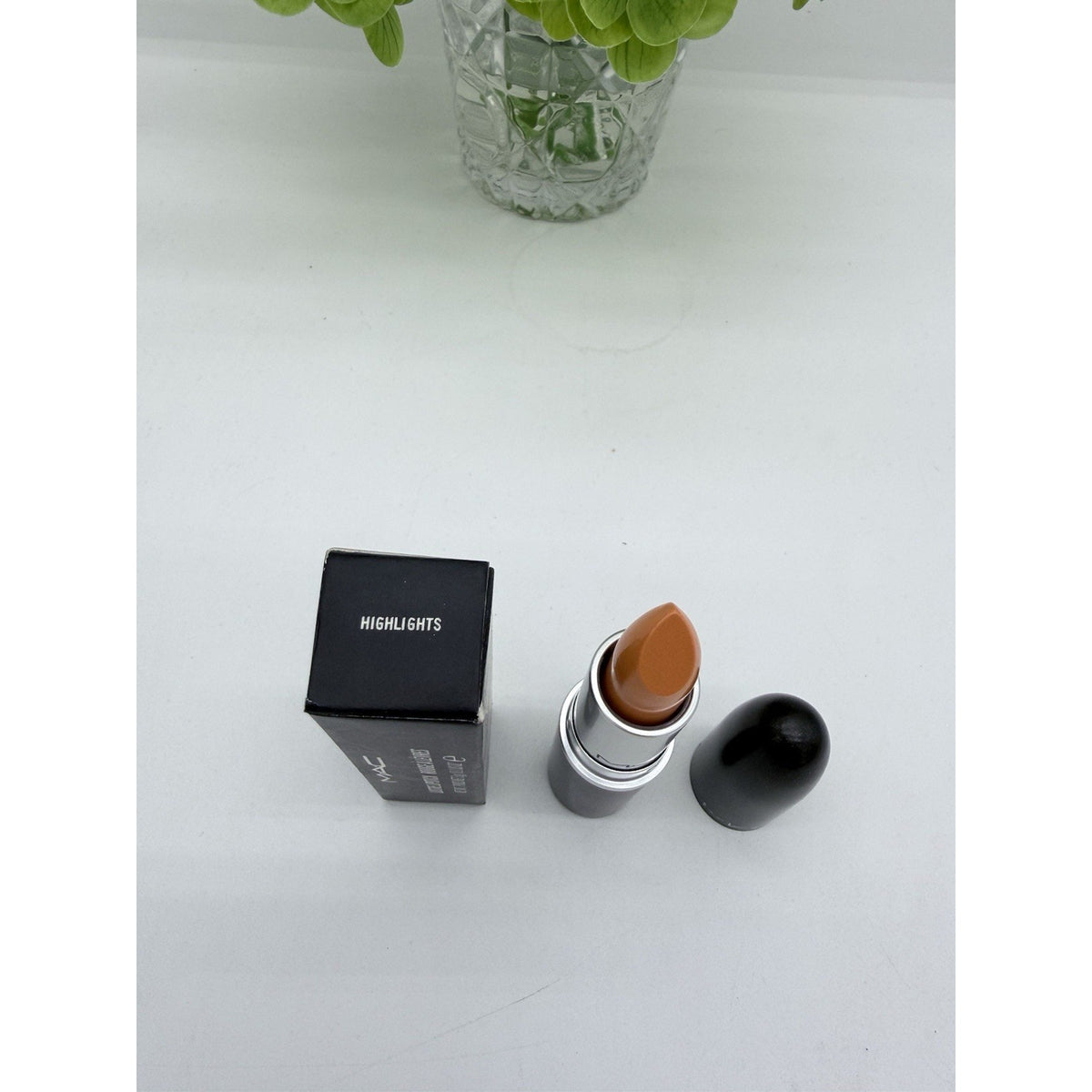 Mac Lustre Lipstick Highlights 0.1oz / 3g