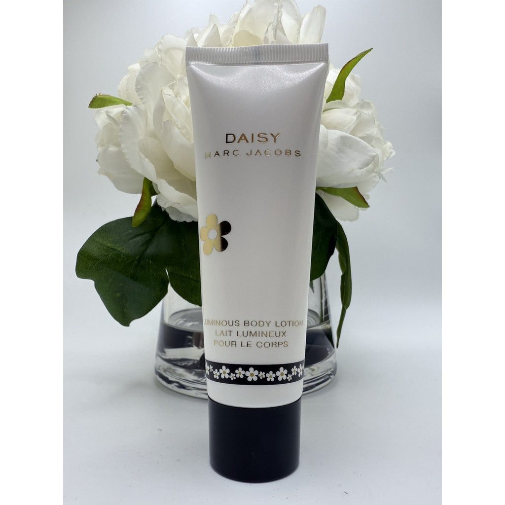 Marc Jacobs Daisy Luminous Body Lotion 1.6oz / 50ml NEW