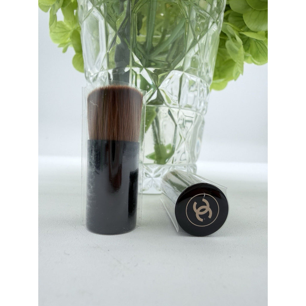 Chanel Authentic Mini Makeup Powder Brush for Foundation / Highlighter / Blush