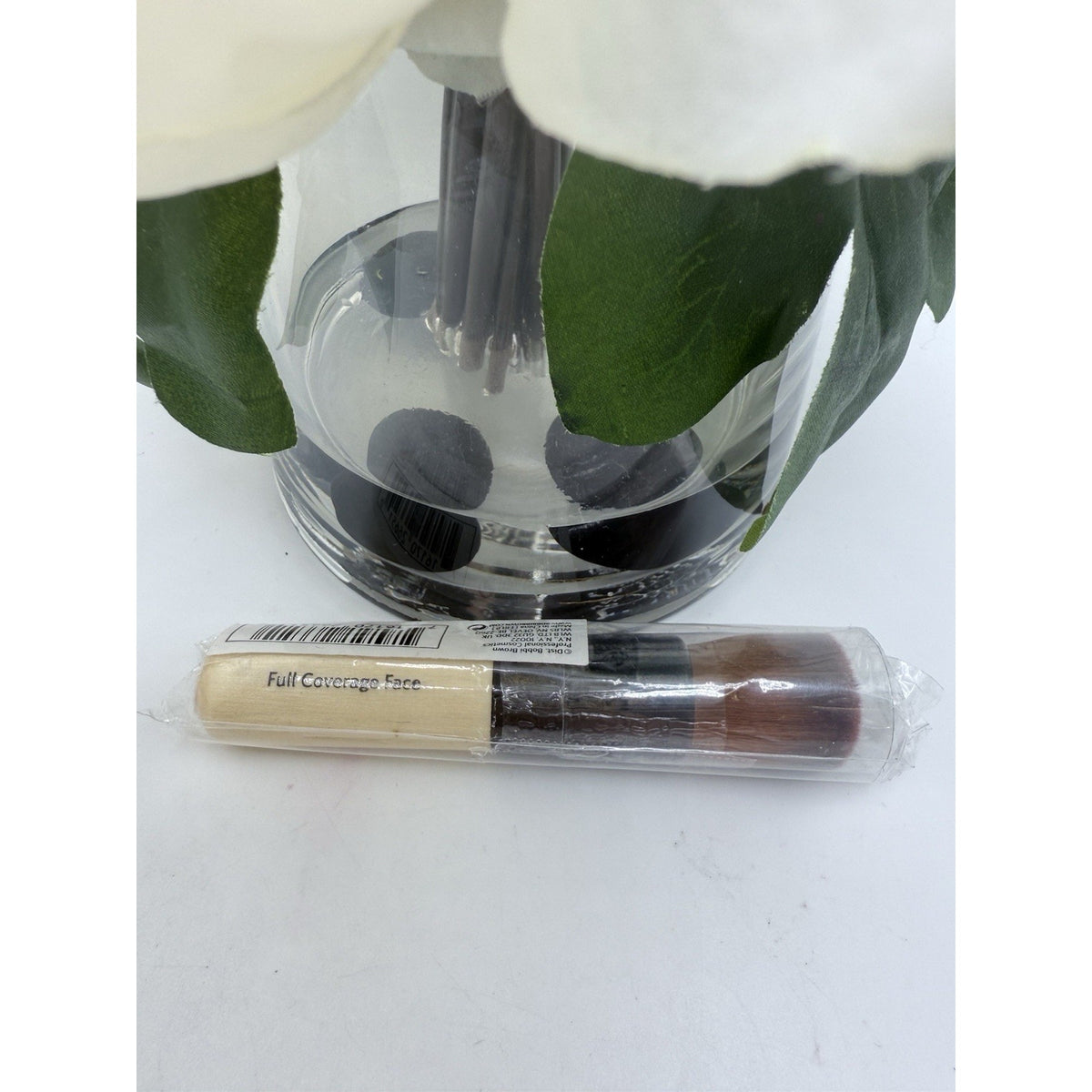 BOBBI BROWN Full Coverage Face Foundation Powder Brush Sealed