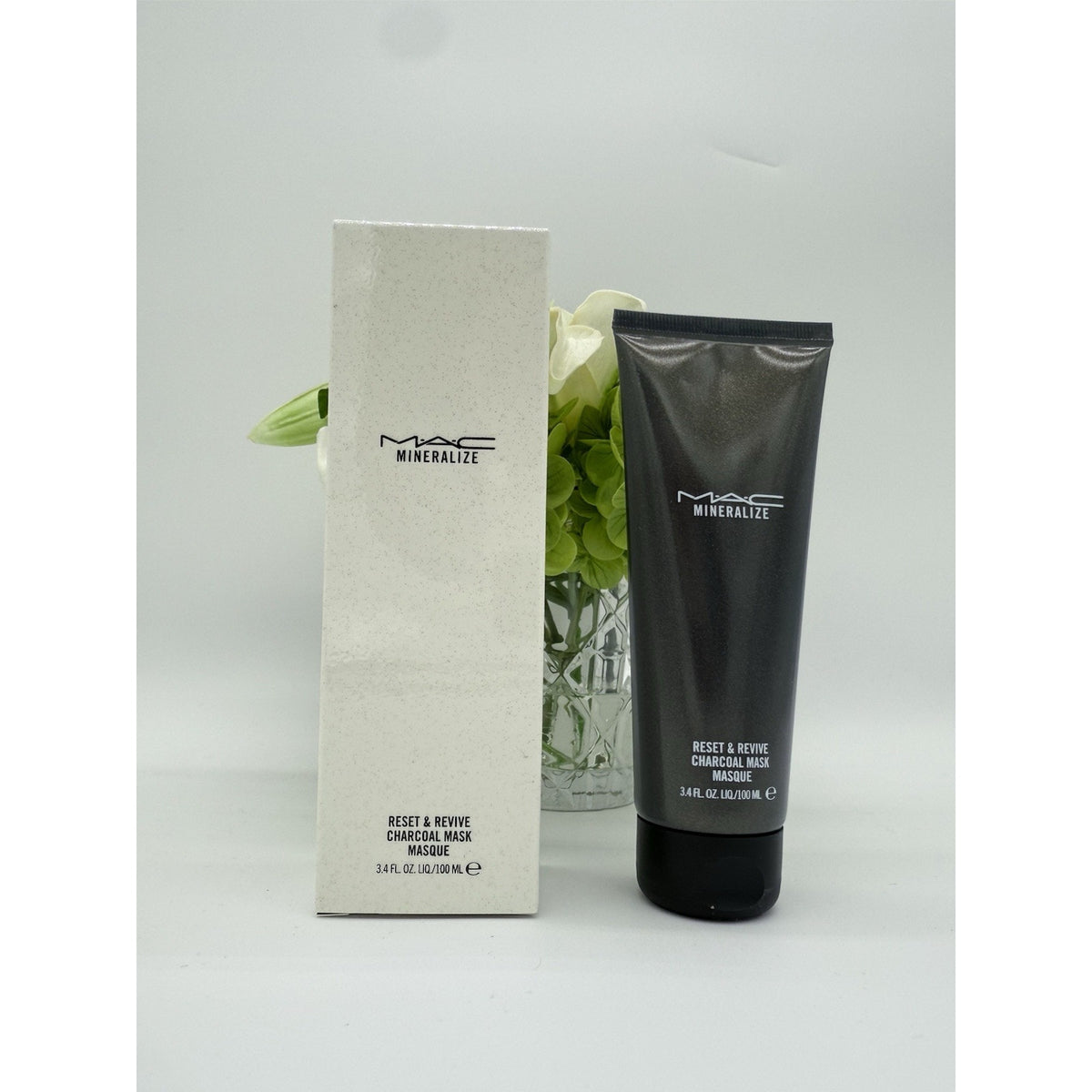 Mac Mineralize Reset & Revive Charcoal Mask 3.4 fl oz / 100ml