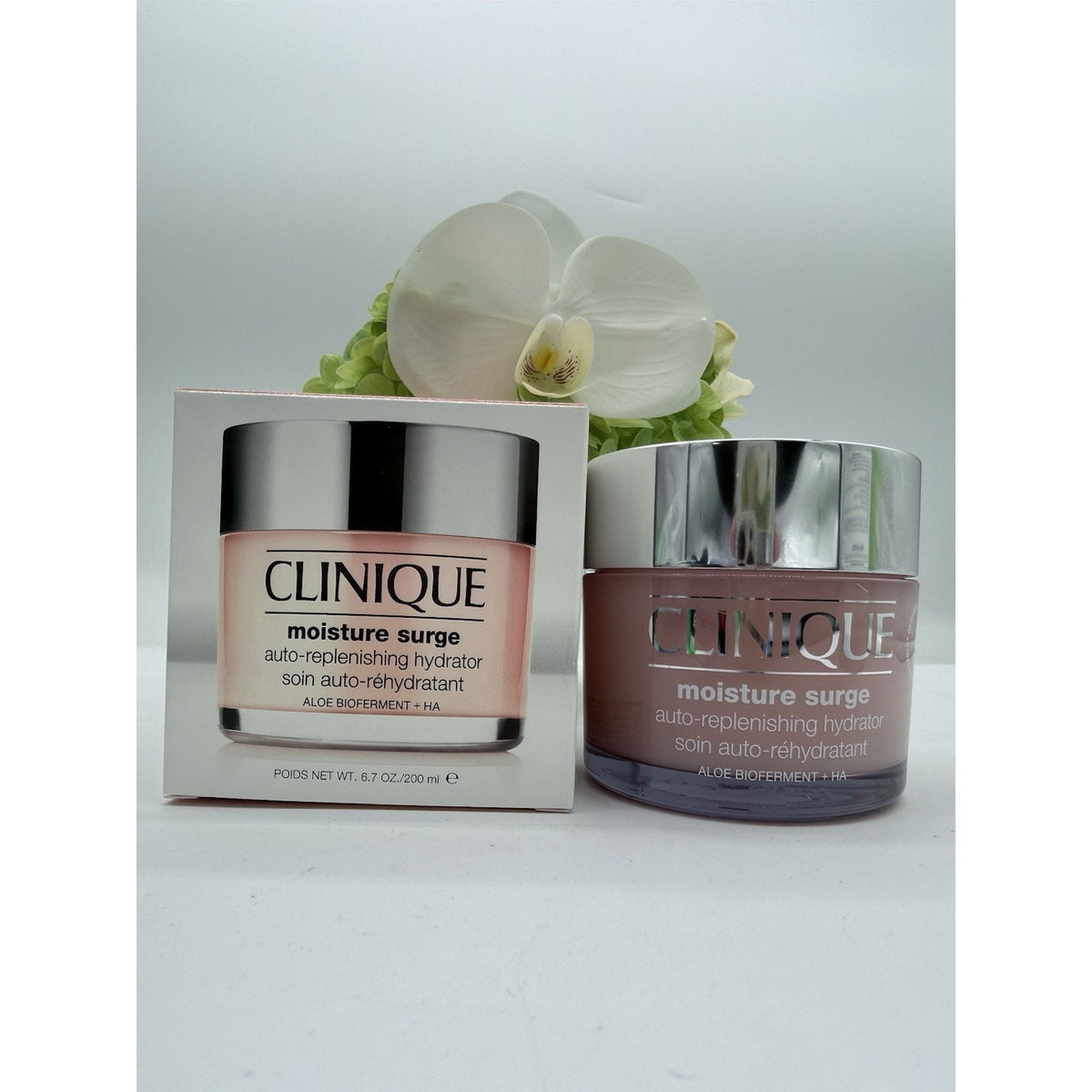 Clinique Moisture Surge Auto-Replenishing Hydrator Jumbo Size 200ml / 6.7oz