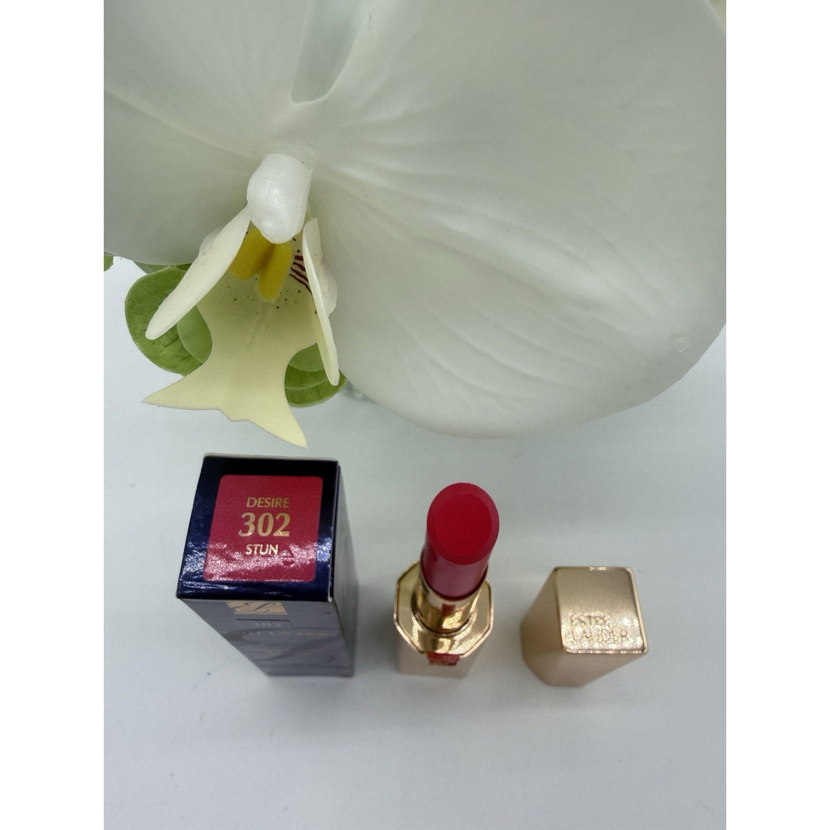 Estee Lauder Pure Color Desire 302 STUN Lipstick Full Size 0.10 oz