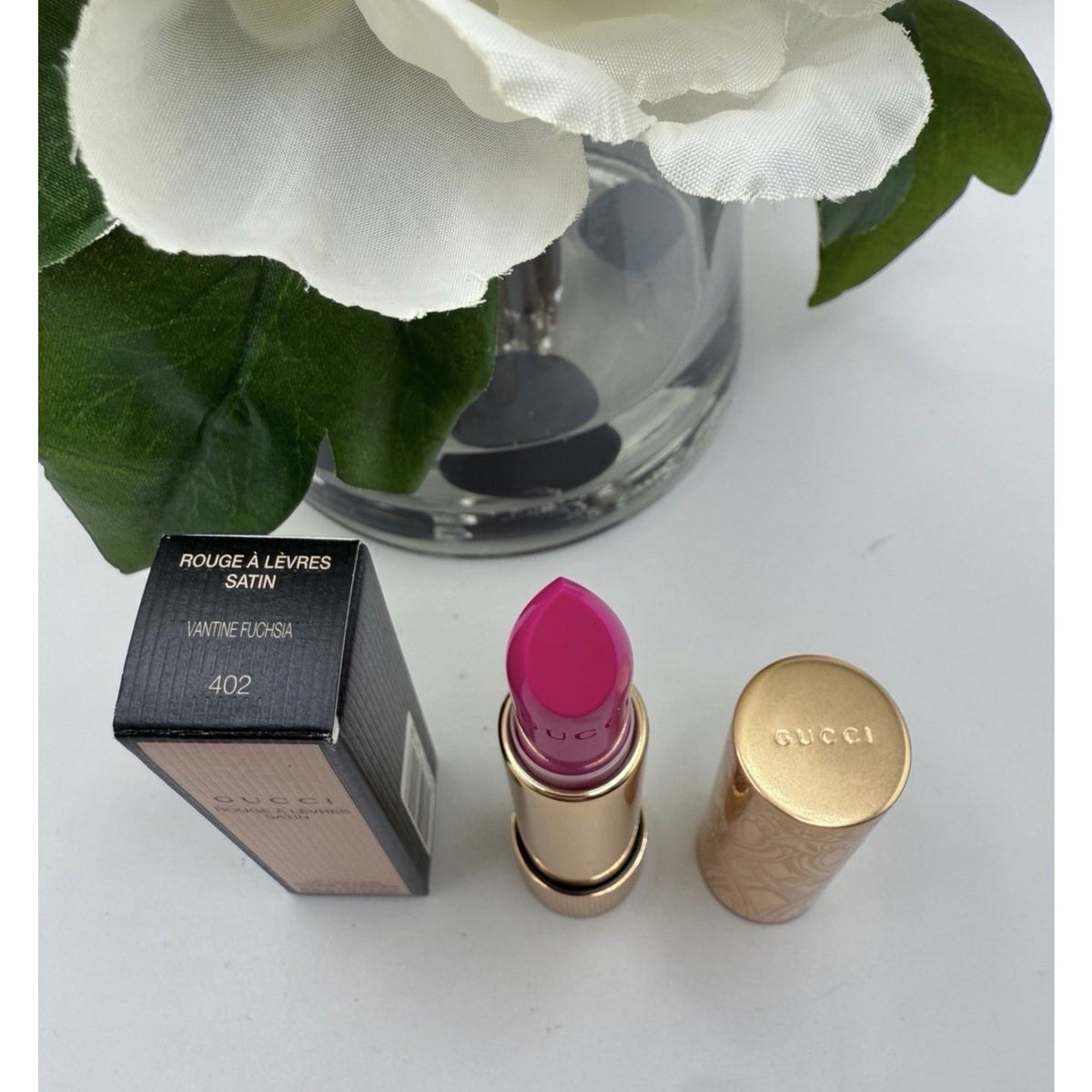 Gucci Beauty Satin Lipstick 402 Vantine Fuchsia 3.5g / 0.12oz