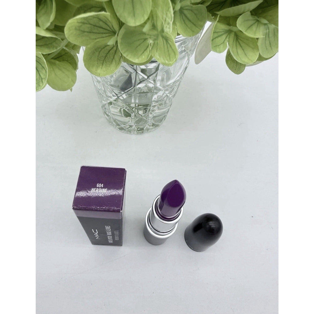 MAC Lipstick 604 Heroine Matte Full Size 3g New Authentic