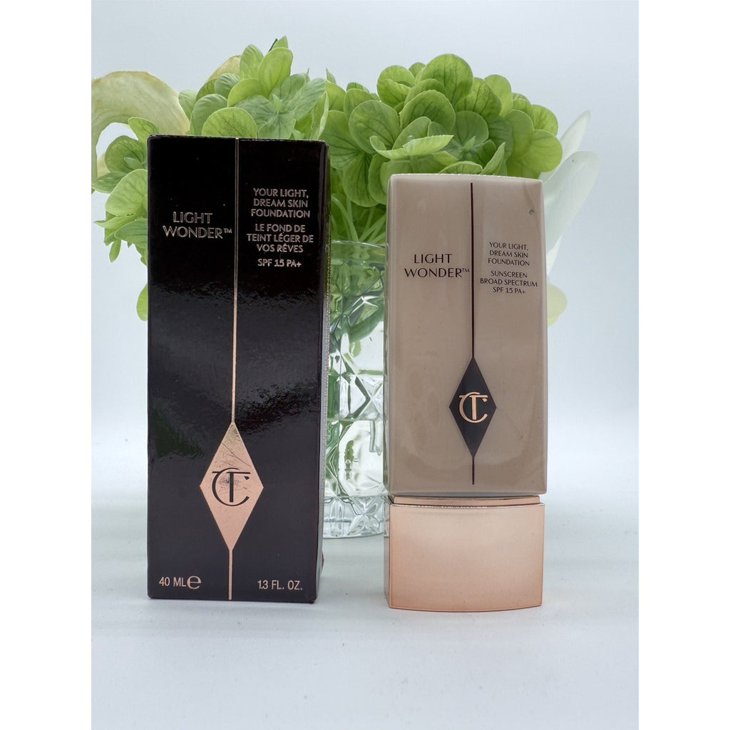 Charlotte Tilbury Light Wonder Foundation 6 Medium / Moyen 40ml / 1.3fl.oz