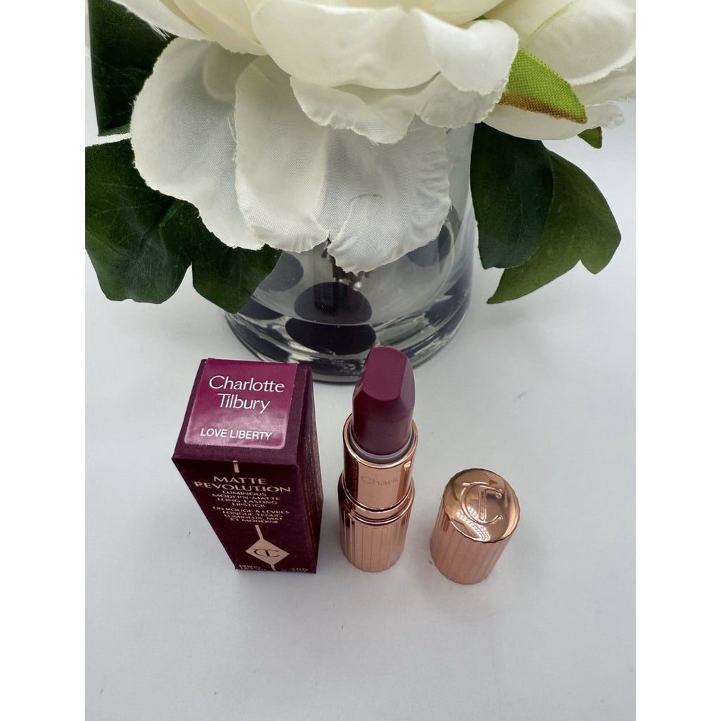 Charlotte Tilbury Matte Revolution Lipstick Love Liberty 3.5g / 0.12oz