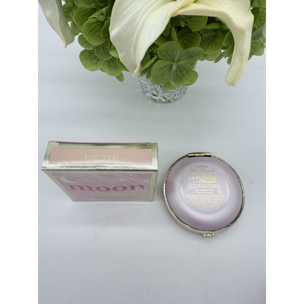 Too Faced Moon Crush Out of this World Highlighter Shooting Star .24 oz / 7g NIB
