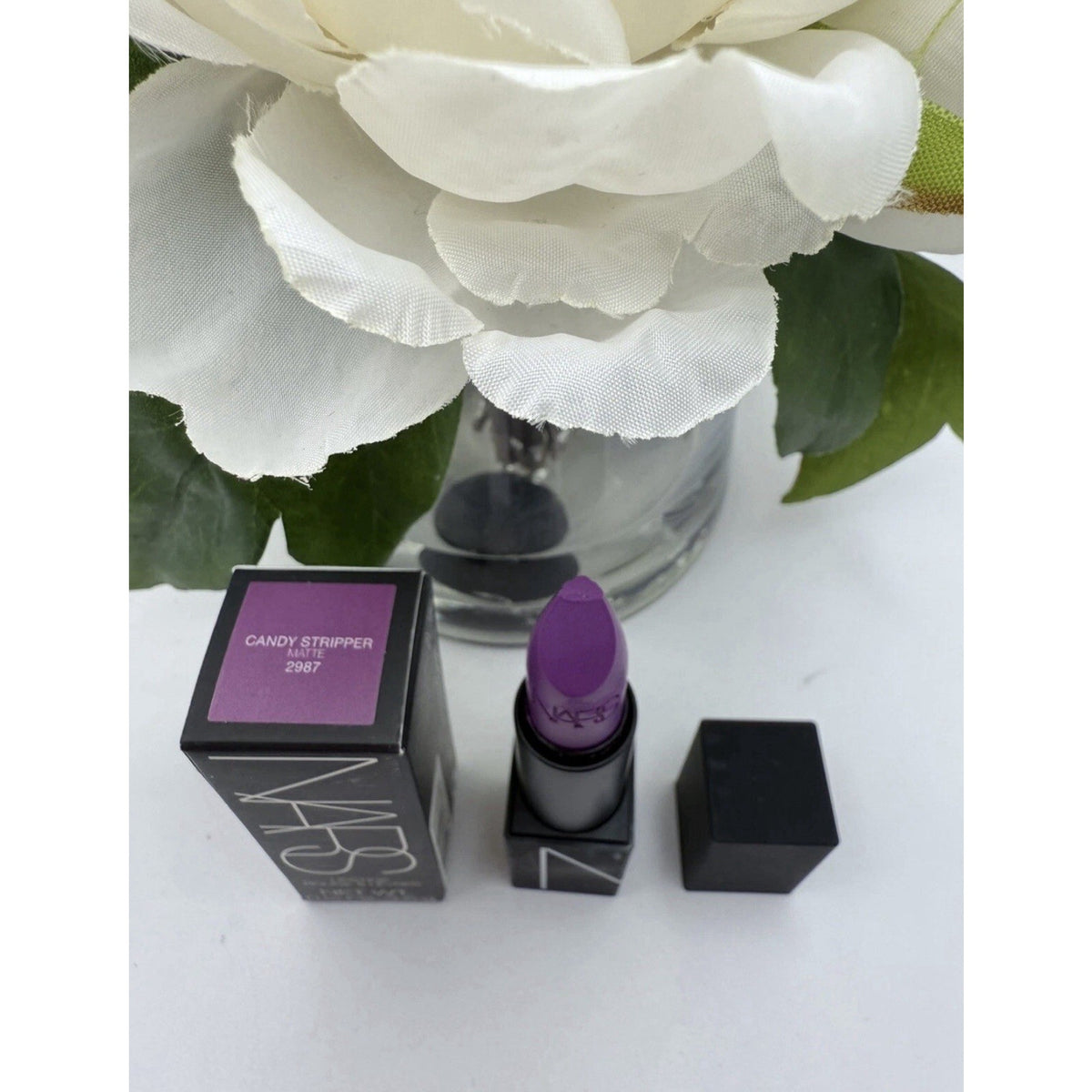 NARS Lipstick Candy Stripper Matte 0.12 oz / 3.5g New Tip Flaw