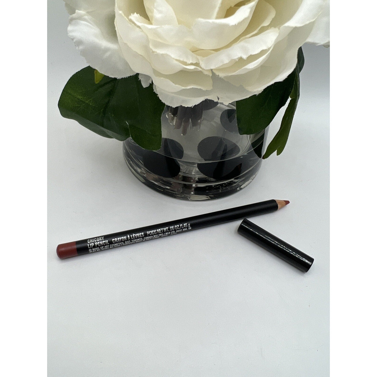 MAC Lip Pencil Chicory 1.45 g / 0.05 oz New Without Box