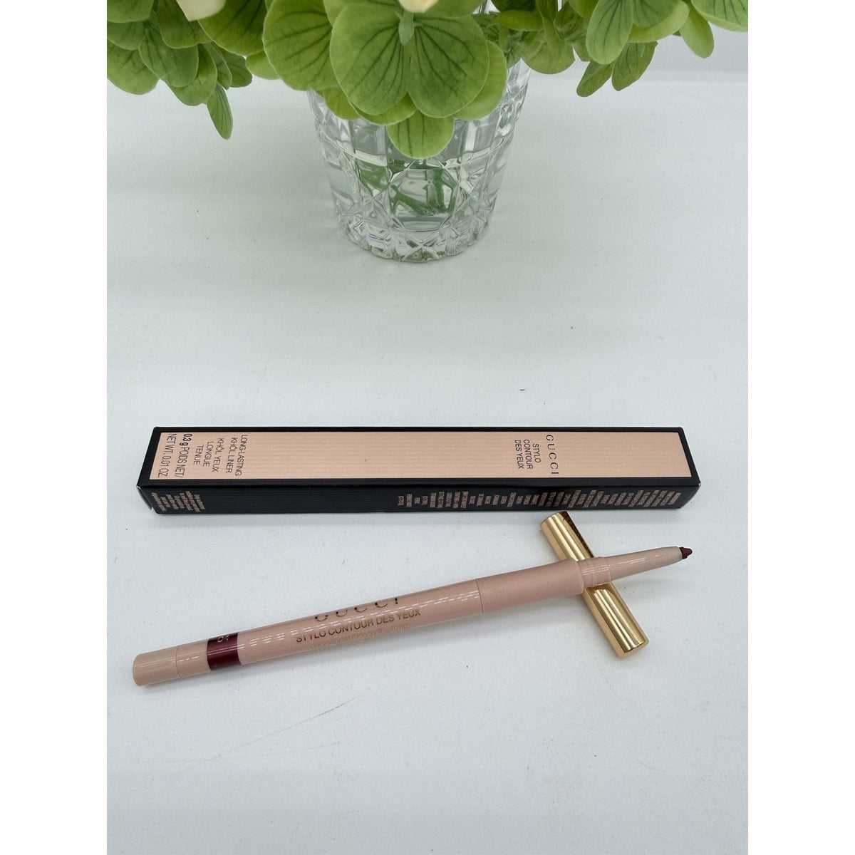 Gucci Stylo Contour Des Yeux Kohl Eyeliner Pencil 04 Bordeaux