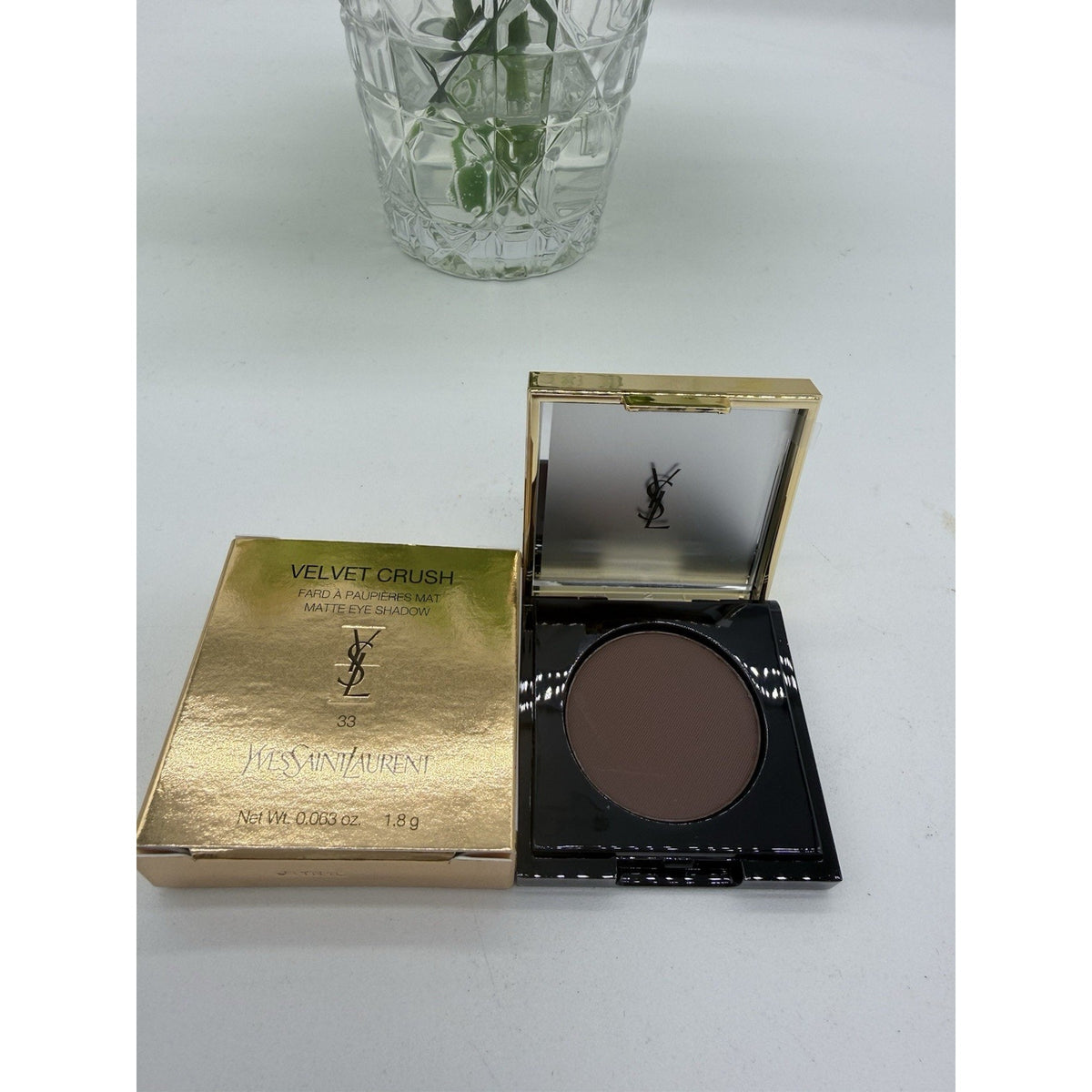 Yves Saint Laurent Velvet Crush Matte Eye Shadow 33 Unconventional Brown Full Sz