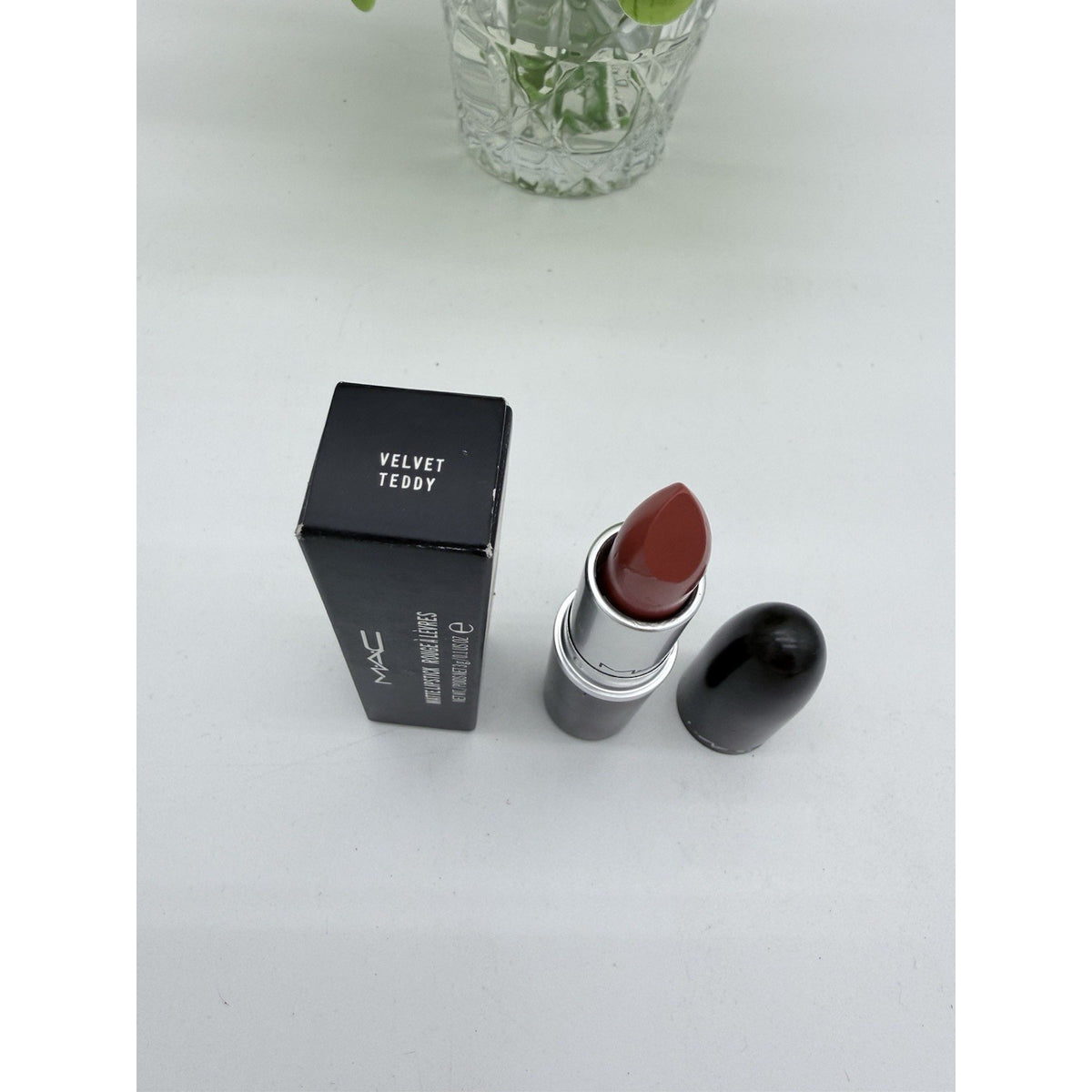 MAC Matte Lipstick VELVET TEDDY - 0.10oz./3g