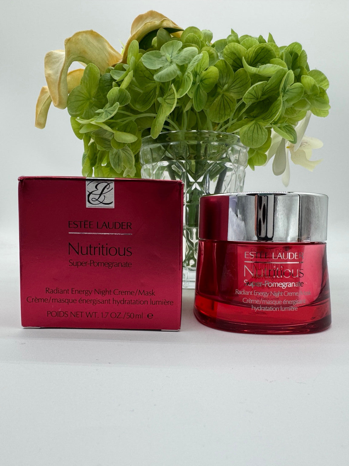 Estée Lauder Nutritious Super-Pomegranate Radiant Energy Night Crème/Mask 50 ml jar and box