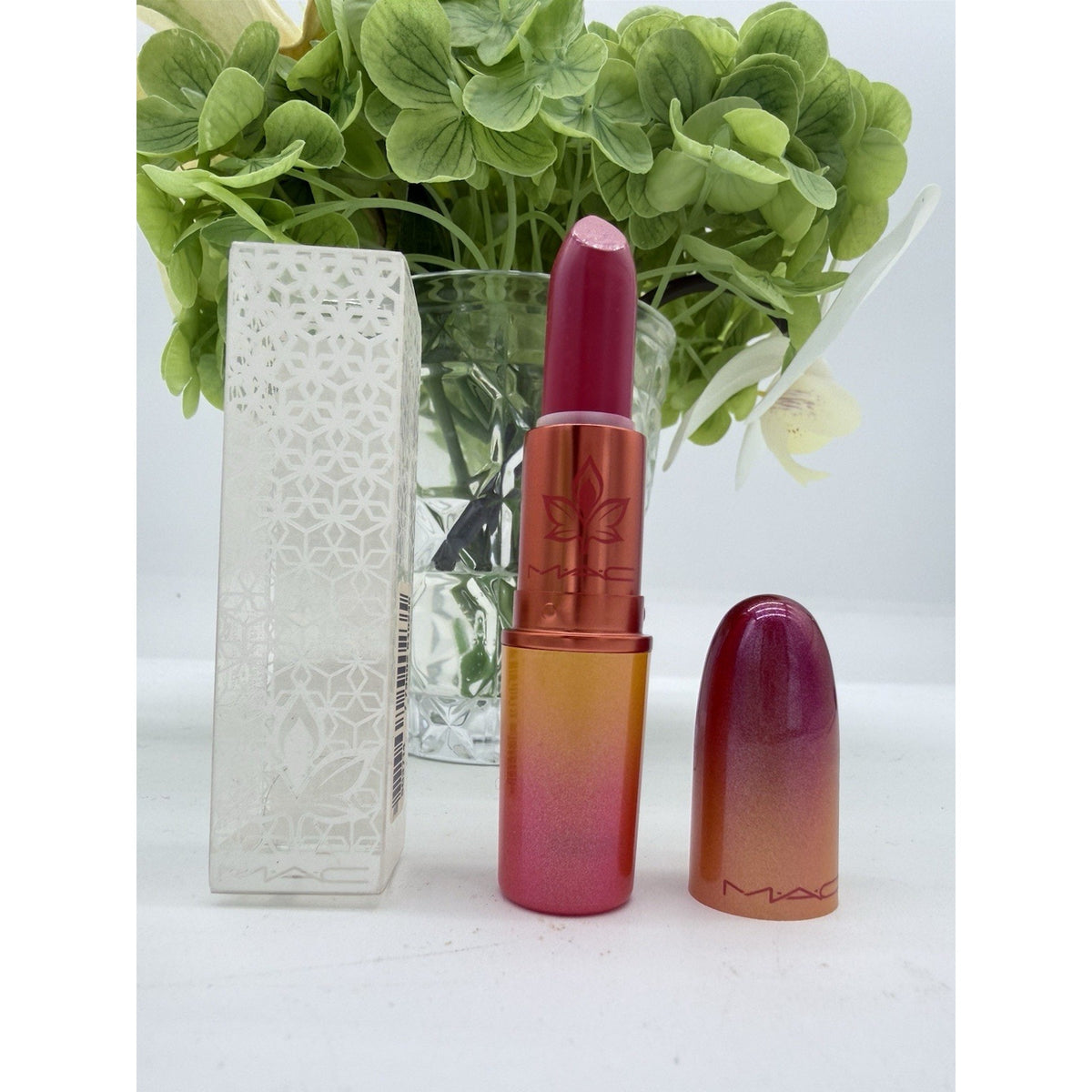 MAC Cosmetics LUSTRE LIPSTICK 520 See Sheer 0.10oz Limited Edition Case